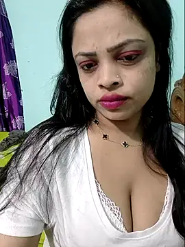 Beauty-3 online show from April 2026 11:40:01 PM