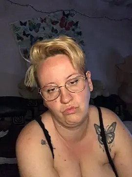 Snapshot of SofiaAmour chatting on April 2026 08:09:02 PM SofiaAmour online show from April 2026 08:09:02 PM