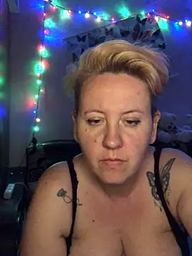Snapshot of SofiaAmour chatting on April 2026 07:50:02 PM SofiaAmour online show from April 2026 07:50:02 PM