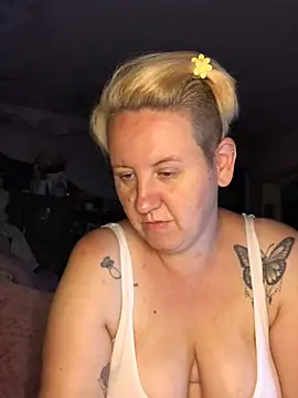 Snapshot of SofiaAmour chatting on June 2026 06:34:02 PM SofiaAmour online show from June 2026 06:34:02 PM