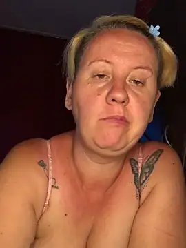 Snapshot of SofiaAmour chatting on June 2026 06:41:01 PM SofiaAmour online show from June 2026 06:41:01 PM
