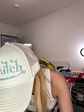 Naughtyblondex online show from April 2026 08:13:02 PM