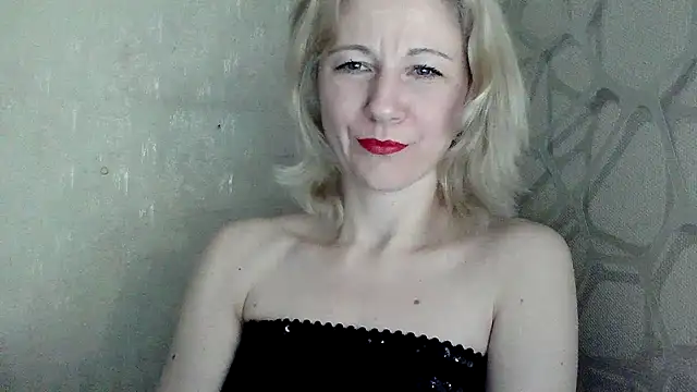 Snapshot of Katerina-Kissa chatting on March 2026 07:32:01 PM Katerina-Kissa online show from March 2026 07:32:01 PM