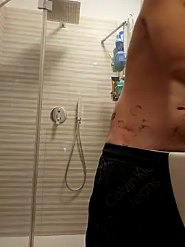 Andreakkkk online show from April 2026 09:21:02 PM