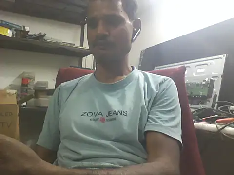 Snapshot of raja_418142 chatting on March 2026 01:13:02 PM raja 418142 online show from March 2026 01:13:02 PM