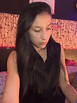 anamaria04 online show from May 2026 06:40:01 AM