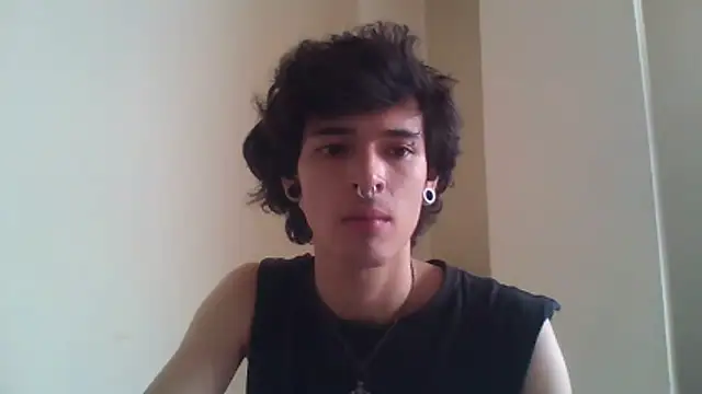 Moonandzukko online show from May 2026 07:53:02 PM