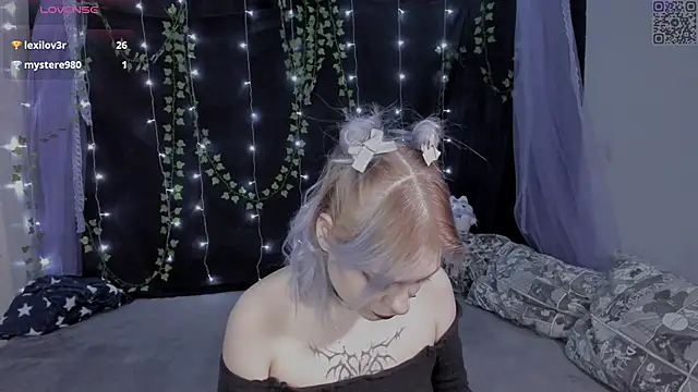 Nyokstynni online show from March 2026 04:47:02 PM