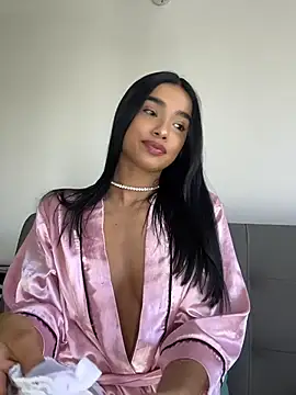 Bella Smithe online show from April 2026 03:17:01 PM