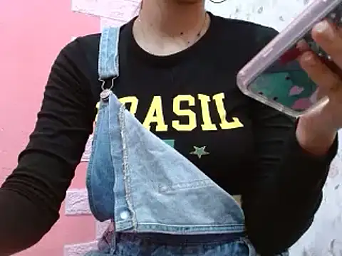 lolit cat online show from March 2026 12:47:01 AM