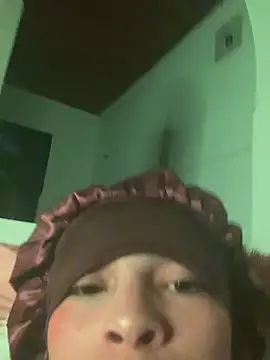 hot-valery online show from April 2026 04:24:02 AM