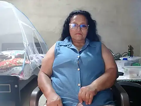 Snapshot of _BellaNocturna chatting on July 2026 01:00:01 AM BellaNocturna online show from July 2026 01:00:01 AM