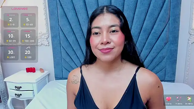 Snapshot of Leandra-Johnson chatting on May 2026 01:29:02 PM Leandra-Johnson online show from May 2026 01:29:02 PM