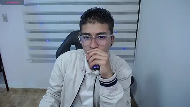  chloe 1 online show from April 2026 03:46:02 AM