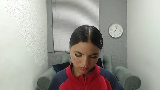 kimmyfuckass online show from May 2026 12:13:02 PM
