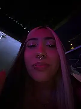 ManuelaVeeleez online show from July 2026 04:47:02 AM