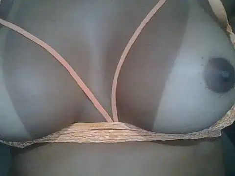 Snapshot of dorinhadorabr chatting on March 2026 10:11:01 PM dorinhadorabr online show from March 2026 10:11:01 PM