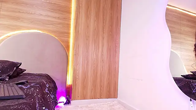 kiara lp online show from March 2026 03:12:01 AM