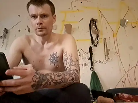 AWolf92 online show from May 2026 04:36:01 PM