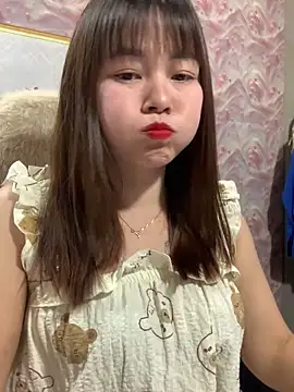 Snapshot of Little_Muse78 chatting on March 2026 06:19:02 AM Little Muse78 online show from March 2026 06:19:02 AM