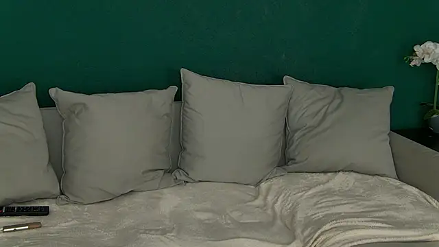 SkinnyNatty online show from March 2026 05:02:01 AM