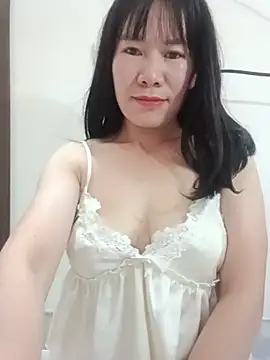 Snapshot of Bondgirl_9 chatting on July 2026 08:52:02 PM Bondgirl 9 online show from July 2026 08:52:02 PM