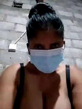 nilkirilli online show from April 2026 11:10:01 PM