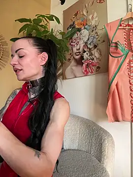 SkinnyLilly online show from March 2026 01:16:02 PM