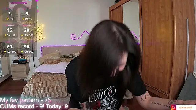 CamomileLil online show from April 2026 10:24:02 AM