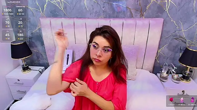 Mystic queen online show from March 2026 04:34:02 PM