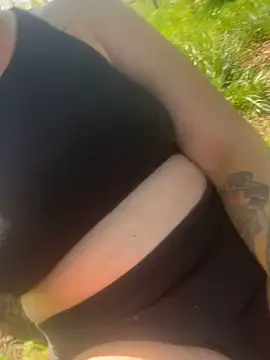 Xlilli69X online show from April 2026 01:10:02 PM