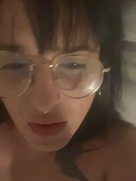 Snapshot of Xlilli69X chatting on May 2026 02:40:02 AM Xlilli69X online show from May 2026 02:40:02 AM