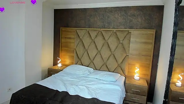 CristineRain online show from April 2026 04:48:01 AM