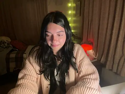 Im Elaris online show from March 2026 02:46:01 AM