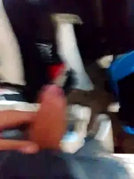 Urixl19 online show from May 2026 06:16:02 PM