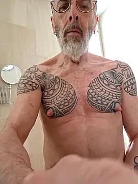 Snapshot of XXX666HEIL chatting on March 2026 11:27:01 AM XXX666HEIL online show from March 2026 11:27:01 AM