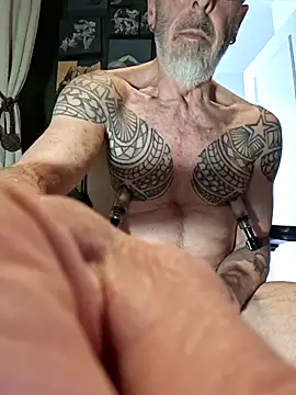 Snapshot of XXX666HEIL chatting on April 2026 10:05:01 AM XXX666HEIL online show from April 2026 10:05:01 AM