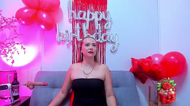 KahiaSmith online show from May 2026 02:45:01 PM
