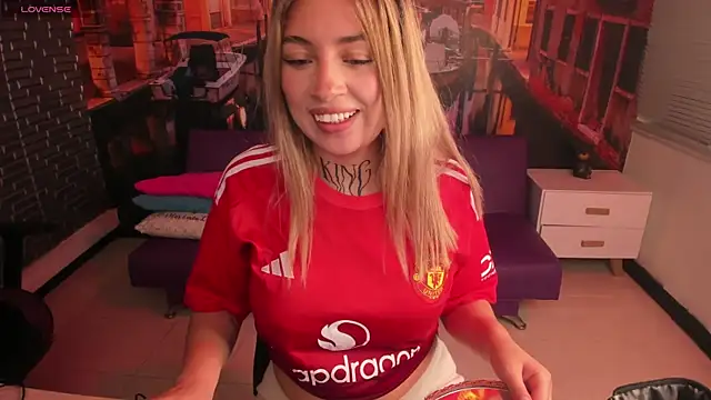 Tamaraa velez online show from April 2026 09:09:02 PM