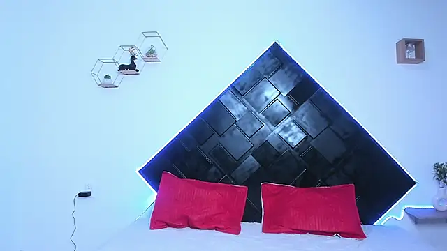 Dark Valentino  online show from March 2026 04:06:02 AM