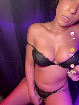 Snapshot of Mmmmadsss chatting on June 2026 09:55:02 AM Mmmmadsss online show from June 2026 09:55:02 AM