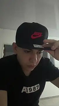 Snapshot of yan_oficiall chatting on March 2026 02:17:02 AM yan oficiall online show from March 2026 02:17:02 AM