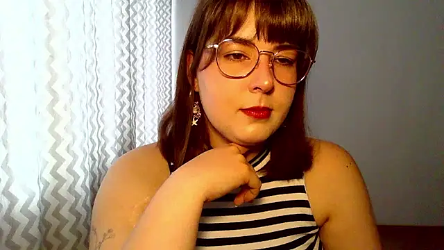 Snapshot of ClaraHard chatting on July 2026 08:40:02 AM ClaraHard online show from July 2026 08:40:02 AM