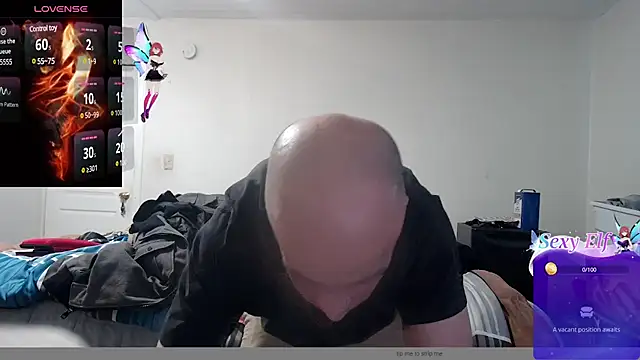 Snapshot of CirclingClass chatting on January 2025 05:59:02 PM CirclingClass online show from January 2025 05:59:02 PM