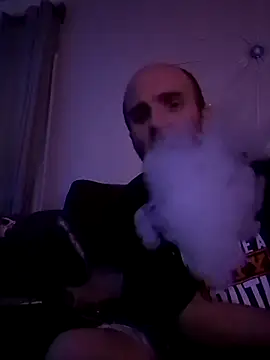 Snapshot of CirclingClass chatting on February 2025 08:18:02 AM CirclingClass online show from February 2025 08:18:02 AM