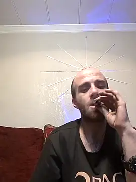 Snapshot of CirclingClass chatting on February 2025 10:04:02 AM CirclingClass online show from February 2025 10:04:02 AM