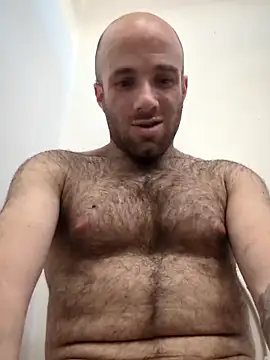 Snapshot of CirclingClass chatting on March 2025 12:29:02 AM CirclingClass online show from March 2025 12:29:02 AM