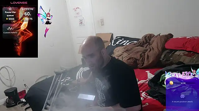 Snapshot of CirclingClass chatting on March 2025 02:18:02 PM CirclingClass online show from March 2025 02:18:02 PM