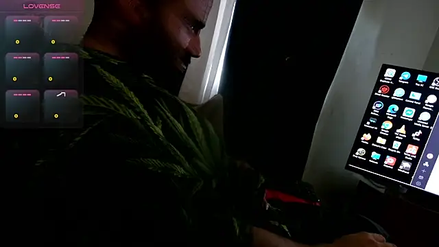 Snapshot of CirclingClass chatting on September 2025 03:24:02 PM CirclingClass online show from September 2025 03:24:02 PM