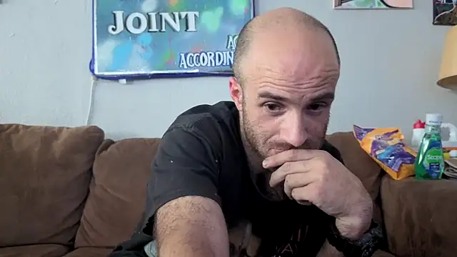 Snapshot of CirclingClass chatting on October 2025 06:08:02 PM CirclingClass online show from October 2025 06:08:02 PM